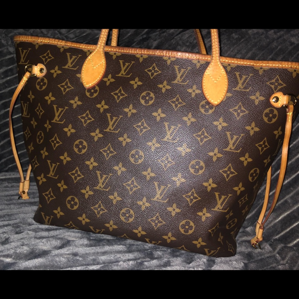 Louis Vuitton Neverful MM NM Red interior - Picture 1 of 7